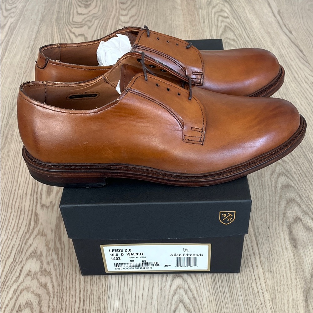 Allen Edmonds Walnut Leather Oxfords